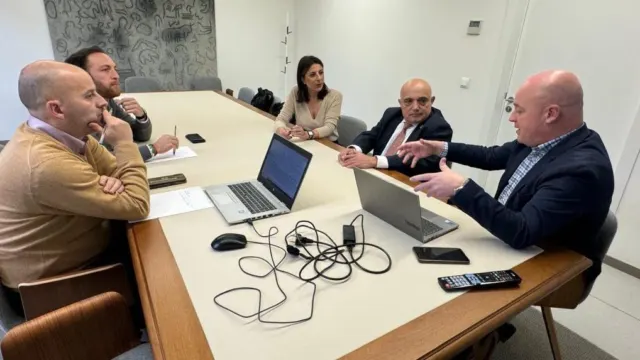 ADIF dispuesto a solucionar el desarrollo del vial que dé salida a la nueva estación de autobuses con un convenio con el Ayuntamiento