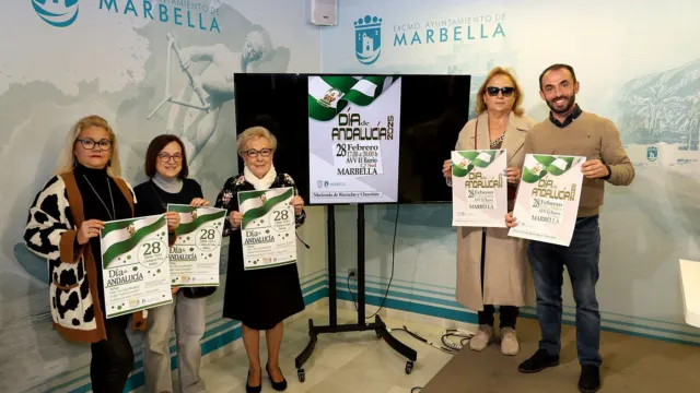 Marbella respalda a las AA.VV. de Las Albarizas y El Barrio, que celebrarán el 28-F con izada de banderas, música y una merienda