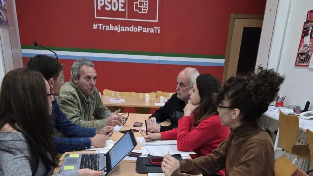 El PSOE de Torremolinos levanta la voz en defensa de cuarenta familias en riesgo de desahucio