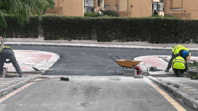 Culminan los trabajos de solería en calles inmersas en la transformación de la Avenida Gamonal