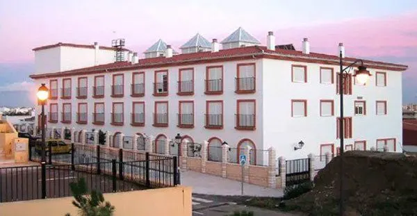 La Fundación de la Residencia de Mayores Virgen del Carmen de Estepona proyecta la ampliación del centro
