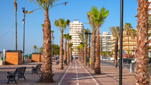Tragedia en el paseo marítimo de Fuengirola: Dos muertos y varios heridos graves tras un brutal atropello múltiple