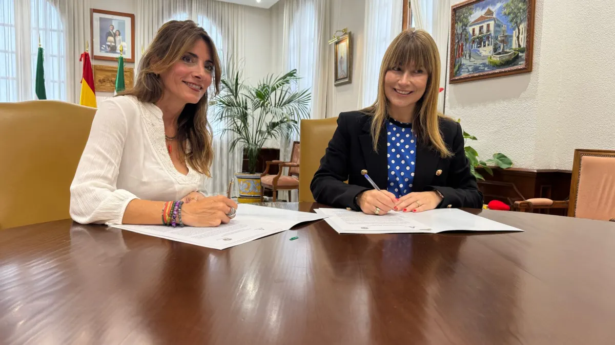 Ruth Sarabia y Ana Carmen Mata