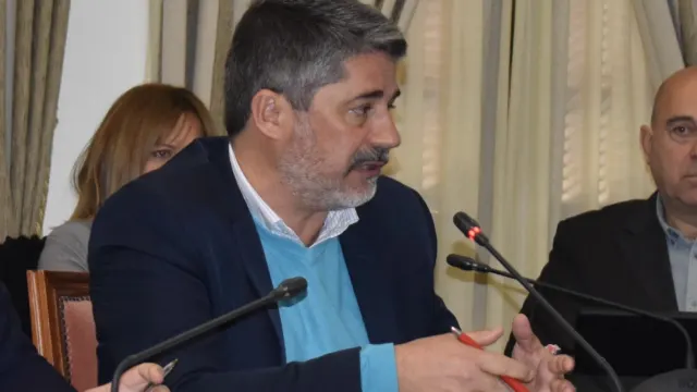 Roy Pérez