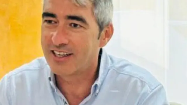 Víctor Navas alerta de que el PP lleva a Acosol a su mayor déficit en años y advierte de intentos de privatización