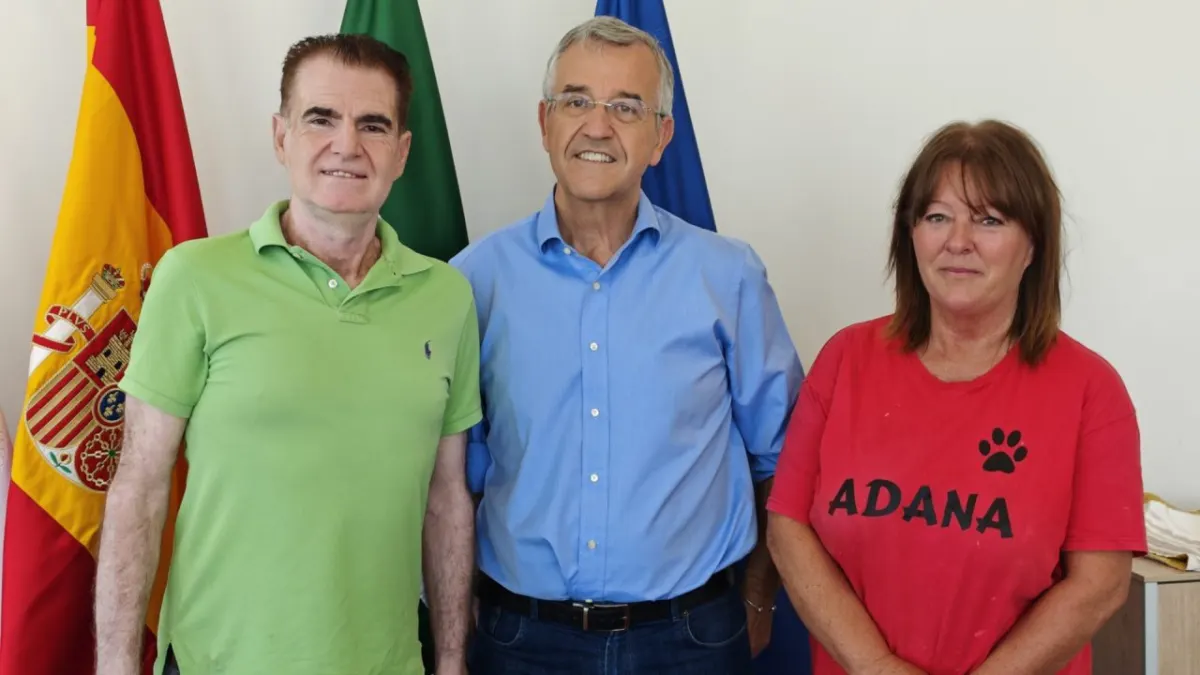 El Ayuntamiento de Estepona desmiente el rumor del desalojo del refugio de animales de ADANA