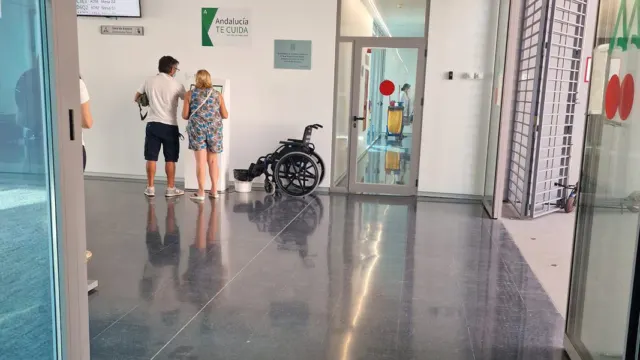 El Sindicato Médico alerta de las altas temperaturas en los Centros de Salud de Las Lagunas de Mijas y el nuevo centro de atención primaria de San…