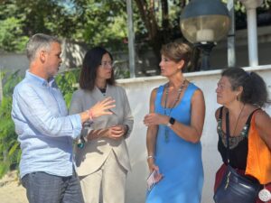 Caos sanitario en Estepona: listas de espera desbordadas, recortes en centros de salud y un hospital a medio gas 1 José Bernal, Isabel Pérez y Emma molina