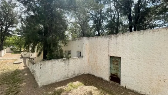 Denuncian el abandono de la Residencia de Tiempo Libre de Marbella por parte de la Junta y exigen medidas al Ayuntamiento