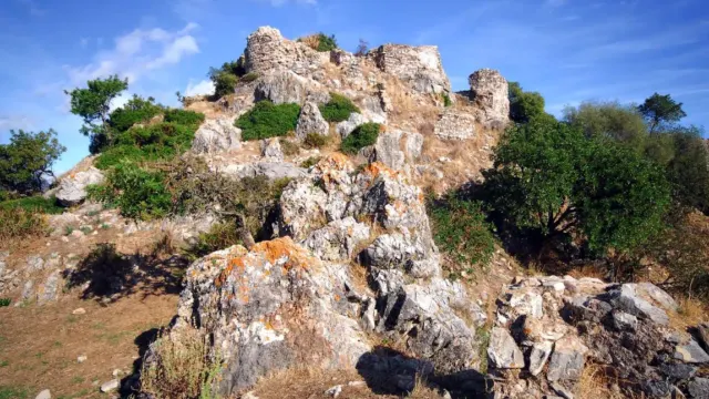 Castillo de Montemayor de Benahavís, la atalaya de los siglos