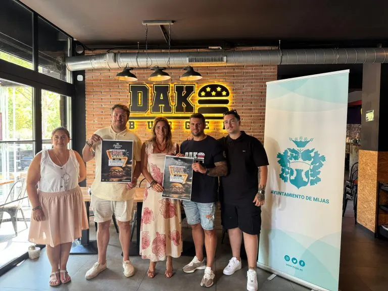 Mijas buscará la mejor hamburguesa smash de España durante la celebración de “The Champions Burger”