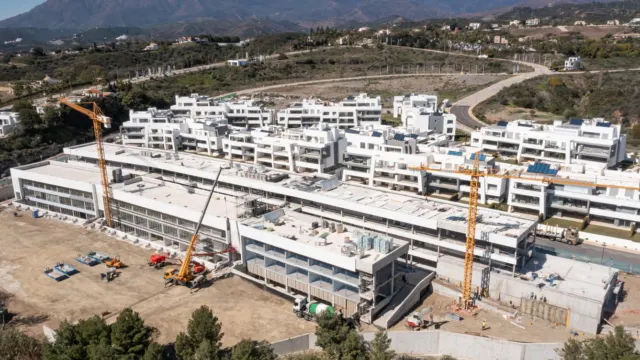 El PSOE de Estepona critica la cesión de suelo público al colegio privado Atlas