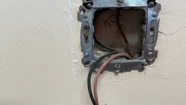 Familiares de usuarios de la Residencia del Carmen de Estepona desvelan incidencias muy graves que «evidencian el estado de abandono» del centro