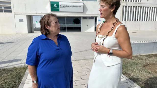 Emma Molina exige la apertura completa del Hospital de Estepona y alerta sobre fallos en la detección del cáncer de mama