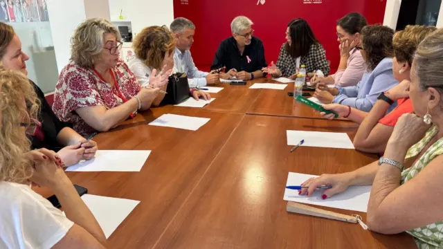 Josele Aguilar en Marbella: «Antonio Sanz no ha venido a salvar a las mujeres andaluzas, ha venido a salvar a Moreno Bonilla»