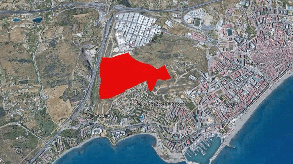 El legado traicionado: el suelo para formar a mujeres sin recursos en Estepona acaba en manos de una promotora millonaria