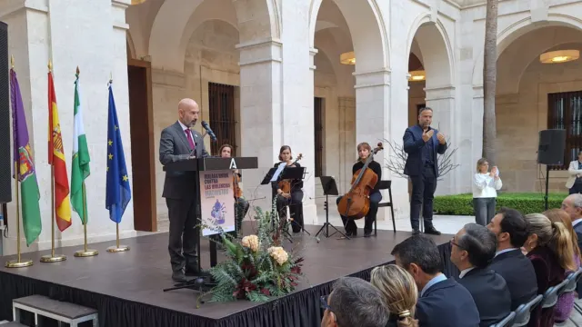 Javier Salas: «Debemos dar certidumbre y seguridad a las mujeres sobre el sistema para protegerlas»