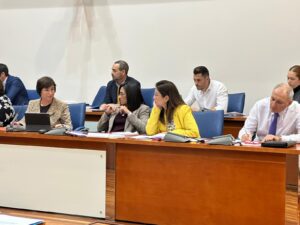 La oposición de Fuengirola rechaza el Presupuesto 2026 y denuncia que “premia a quien más patrimonio tiene”