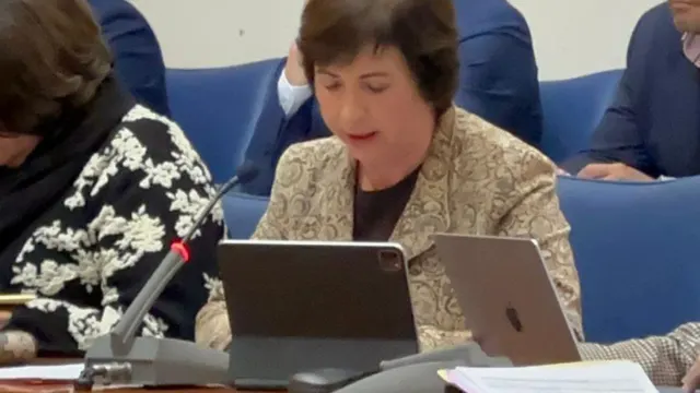 La oposición de Fuengirola rechaza el Presupuesto 2026 y denuncia que “premia a quien más patrimonio tiene”