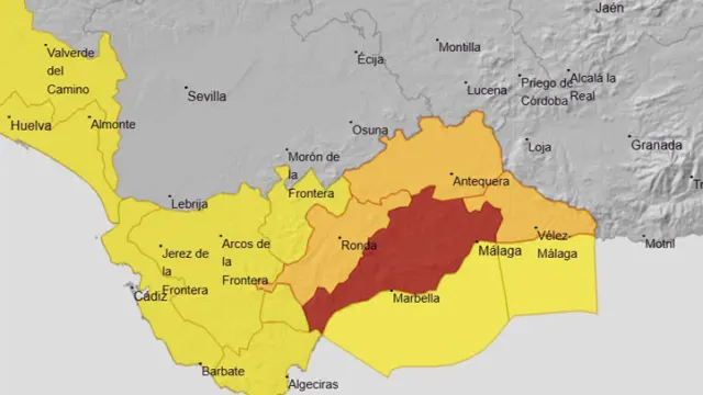 La AEMET activa el aviso rojo por lluvias extremas en la Costa del Sol Occidental