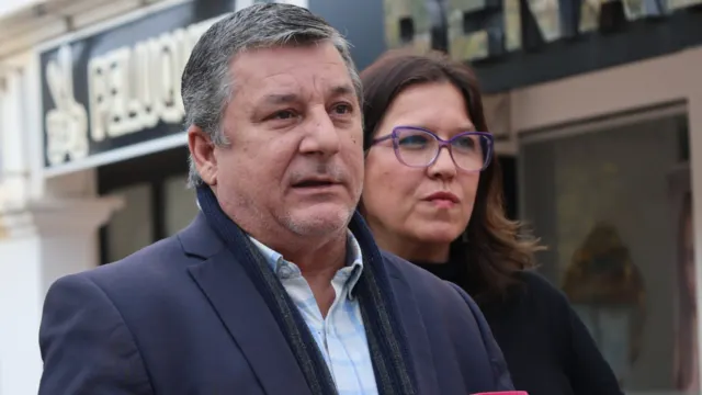 IU–Podemos reclama un referéndum en Benalmádena para decidir el modelo de gestión del agua