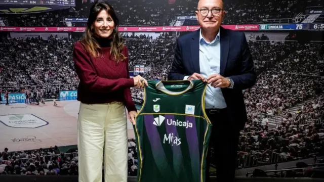 Mijas renueva su patrocinio con el Unicaja Baloncesto para promocionar la imagen del municipio y los valores del deporte