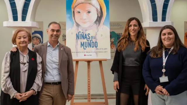 Benalmádena inaugura en la Casa de la Cultura la exposición ‘Niñas del Mundo’ para promover la igualdad y los derechos de la infancia