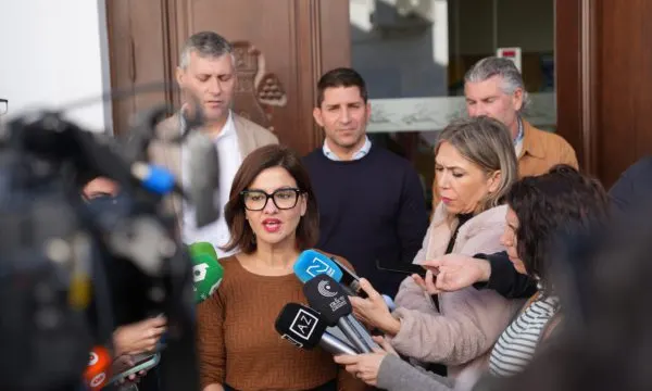 La ministra de Juventud visita las zonas dañadas en Casares y Cádiz para agilizar la reconstrucción tras la borrasca