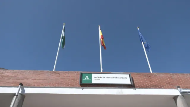 Manilva: Familias denuncian la masificación del IES Las Viñas y exigen a la Junta un nuevo instituto