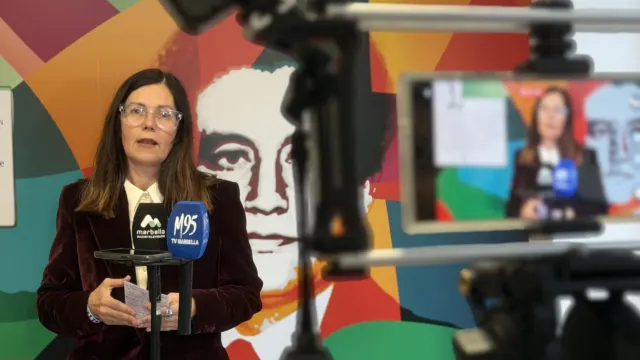 Isabel Pérez denuncia el bloqueo en la gestión de las colonias felinas de Marbella por parte del Ayuntamiento