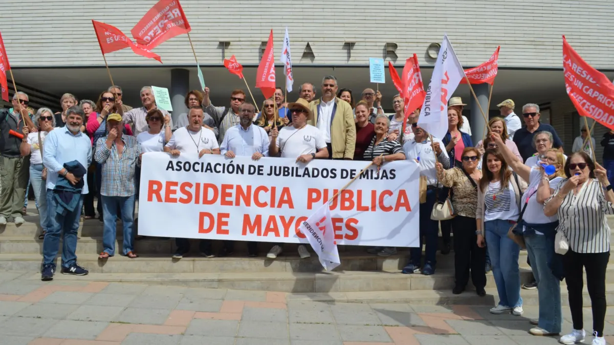 Clamor en Mijas por una residencia pública: los mayores y el PSOE se movilizan ante la «inacción» de la Junta de Andalucía