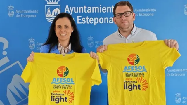 Estepona celebra la XI Marcha Solidaria ‘Darkness into Light’ para ayudar a personas en riesgo de suicidio