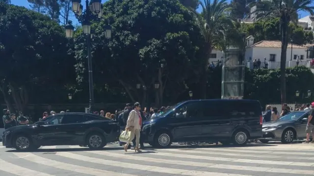 El PSOE de Mijas denuncia la “okupación” de la plaza Virgen de la Peña por Vox