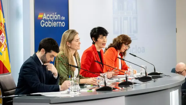 El Gobierno de España informa que más de 3.700 madres y padres malagueños disfrutan del permiso de nacimiento ampliado a 19 semanas