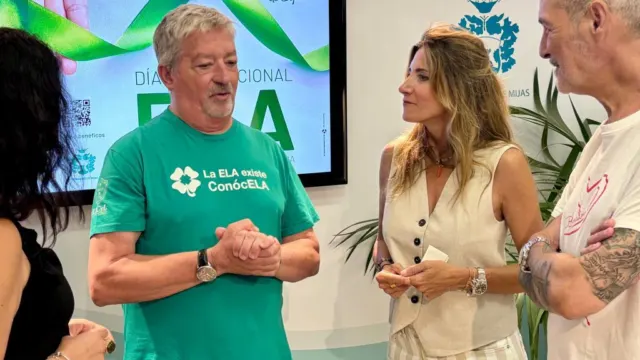 Mijas creará un lazo de hojaldre de 50 metros de longitud para recaudar fondos para la investigación de la ELA en un evento benéfico