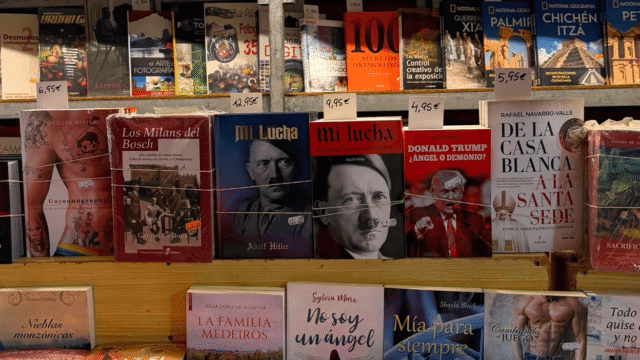 Exigen explicaciones al Ayuntamiento de Estepona por permitir la venta de «Mi lucha», de Hitler, en la Feria del Libro