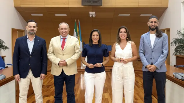 Trinidad Gómez estrena la portavocía del Grupo Municipal Socialista censurando «los parches del PP» en Los Boliches y avisando de que el problema no…