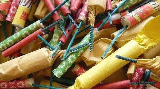 Torremolinos prohíbe el uso de pirotecnia para preservar la seguridad ciudadana y proteger a personas con trastorno del espectro autista, bebés,…