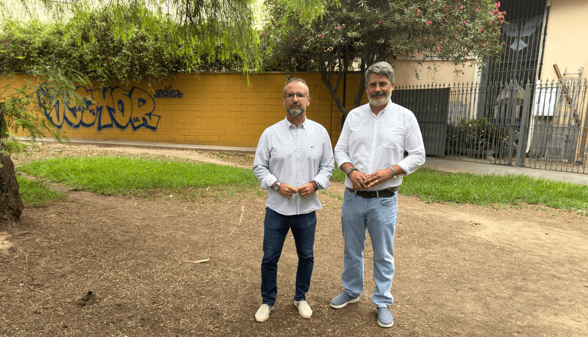 Roy Pérez critica la «inacción» del gobierno de Ana Mata en el mantenimiento de las áreas verdes de Mijas