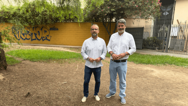 Roy Pérez critica la «inacción» del gobierno de Ana Mata en el mantenimiento de las áreas verdes de Mijas