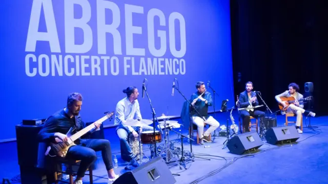 El Parque de España de Fuengirola acoge este jueves el concierto de flamenco fusión a cargo de Ábrego