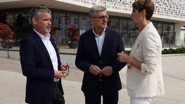 El PSOE de Estepona ofrece sus concejales para apartar a García Urbano de la Alcaldía mediante una moción de censura